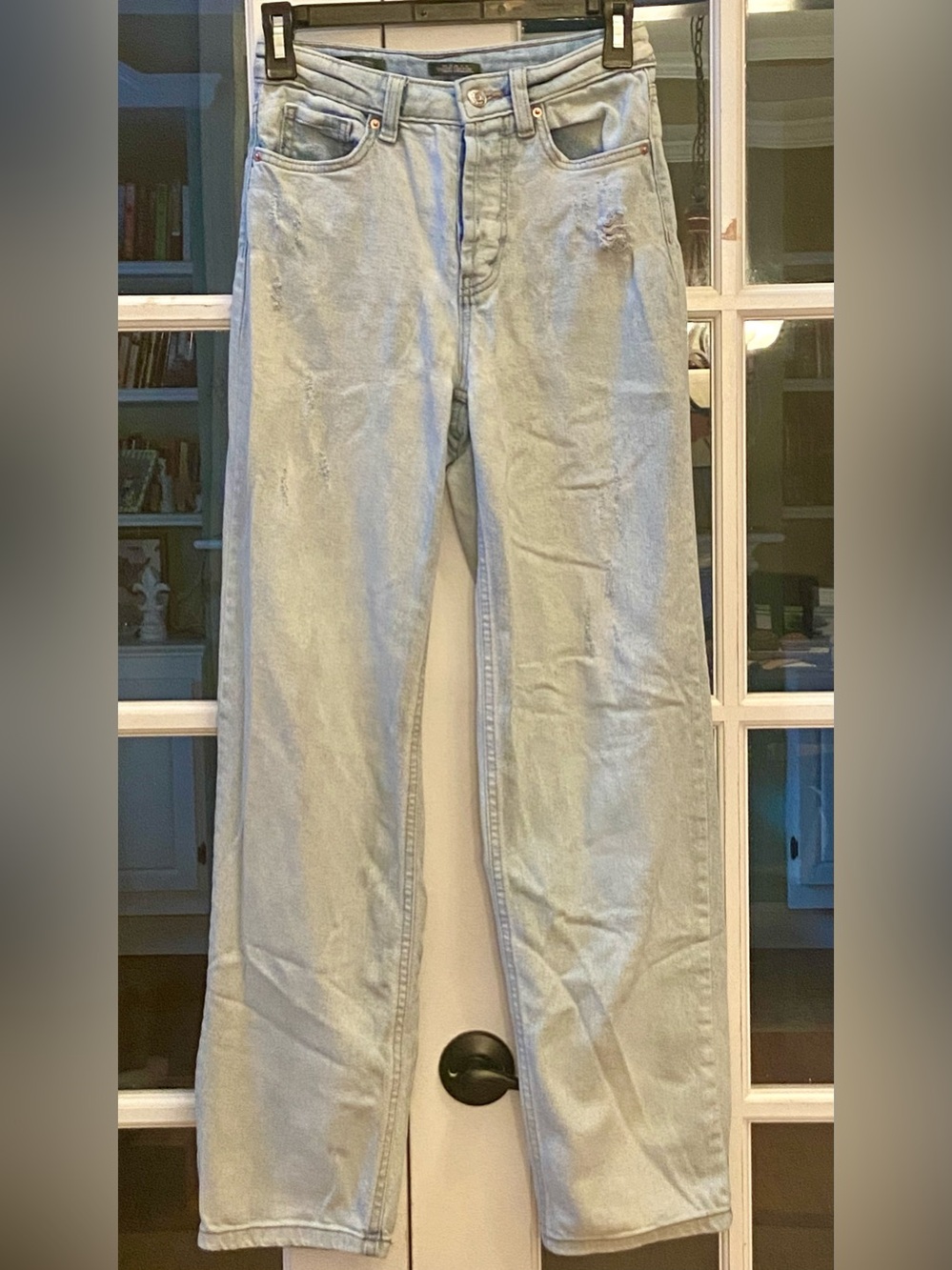 Wild Fable Distressed Super High Rise Straight Light Button Fly Size 00